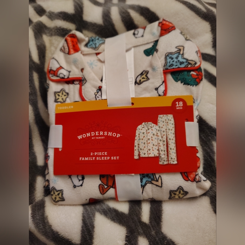 WonderShop 18M Family Sleep Set with Festive Print